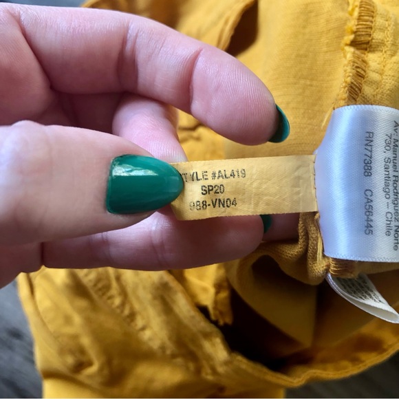 ❤️ LAST CHANCE J. Crew 'Officer Shorts' High Rise Pocket Shorts in Gold - Picture 7 of 8